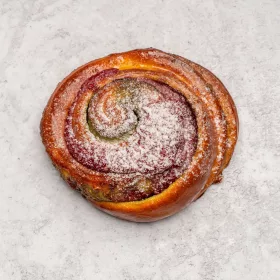 Pisztáciás málnás csiga