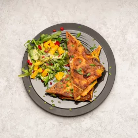 Füstölt lazacos panini