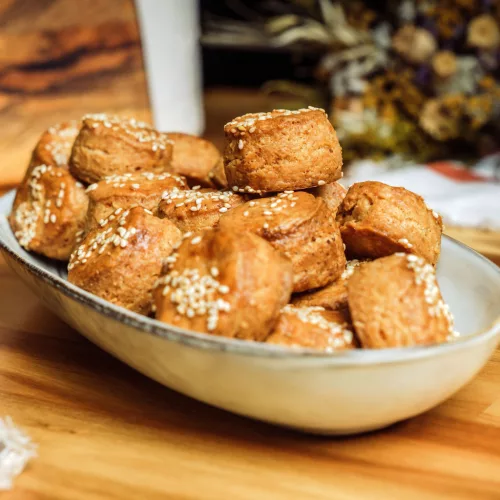 Teljes kiőrlésű túrós pogácsa