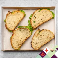 Kovászos kenyérrel