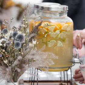 Esküvői bekészítés – Figyelmesség a nagy napon