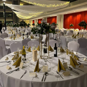 Hogyan tervezd meg a rendezvényed étkeztetését? – Lépésről lépésrerendezveny-etkeztetes-tervezes-lep